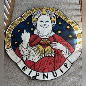 NWT never been opened.. Pictured is what it looks like